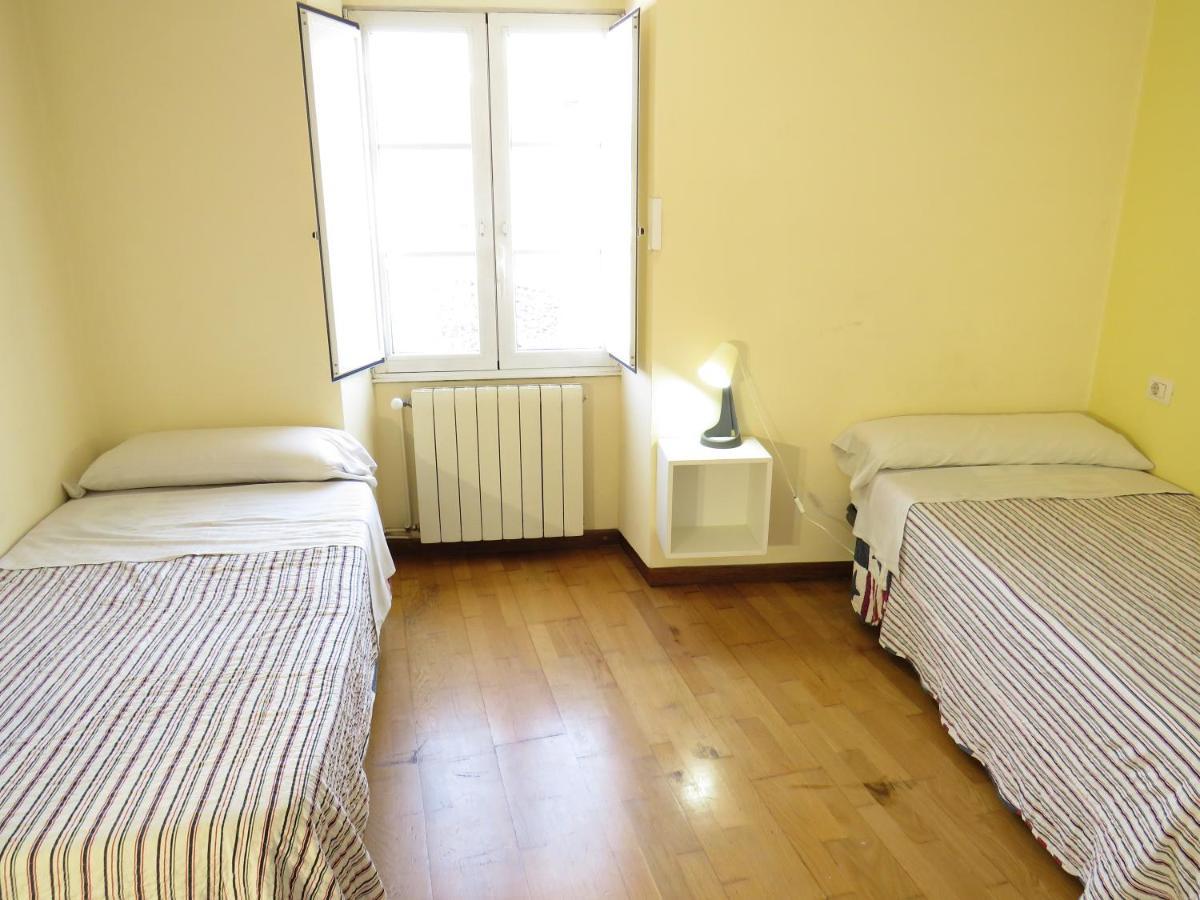 Pedros 43 Apartment Lugo Bagian luar foto