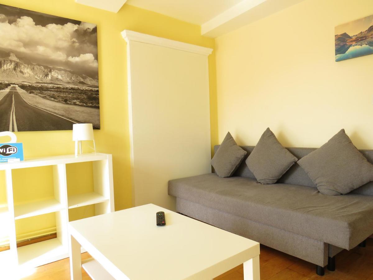 Pedros 43 Apartment Lugo Bagian luar foto