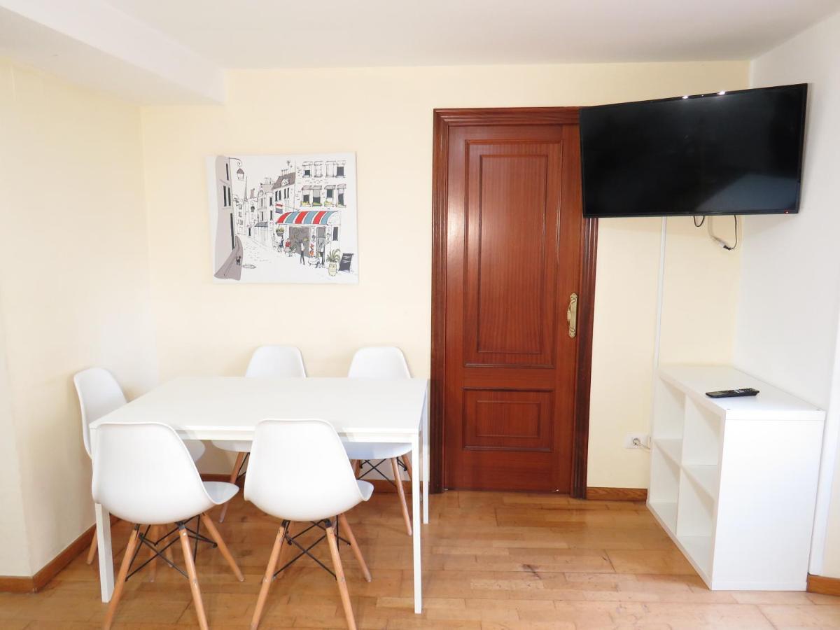 Pedros 43 Apartment Lugo Bagian luar foto