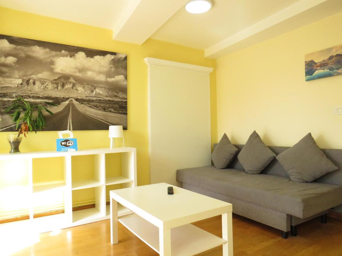 Pedros 43 Apartment Lugo Bagian luar foto